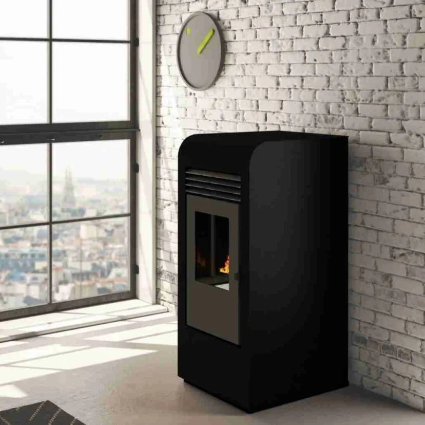 Soba pe peleti 2.5-9.5 kW GIADA CARBON